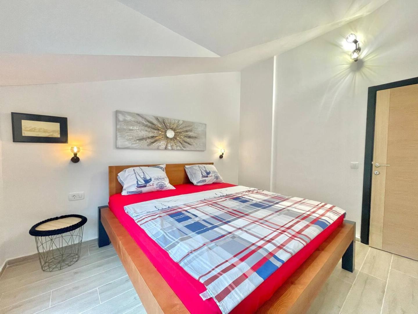 Apartman Perfect 2-bd With Terrace
