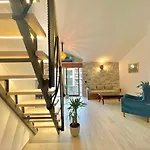 Perfect 2-Bd Apartment With Terrace
